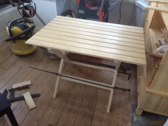 Provmontering! Passar allt? Står det stadigt?